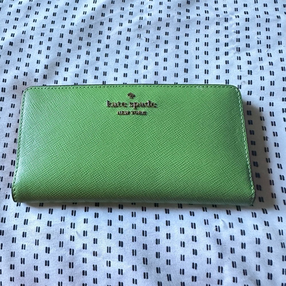 Kate Spade Green  Leather Wallet